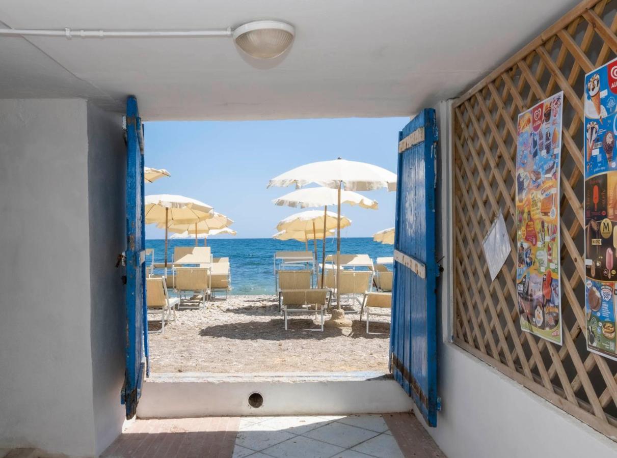 Hotel Del Sole Santa Marinella Exterior foto